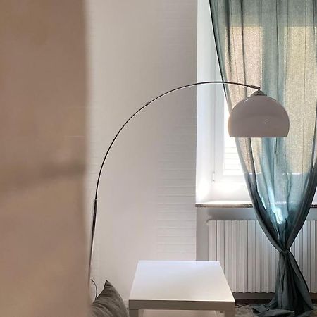 Appartement Le Finestre Sul Borgo 1 à Parme Extérieur photo